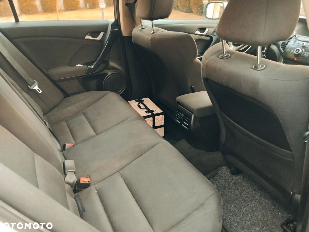 Honda Accord 2.0 Elegance - 23