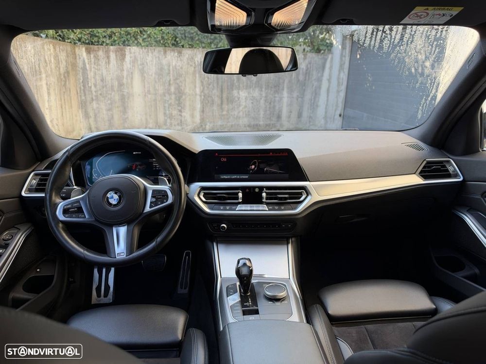 BMW 330 e Pack Desportivo M Pro Auto - 9