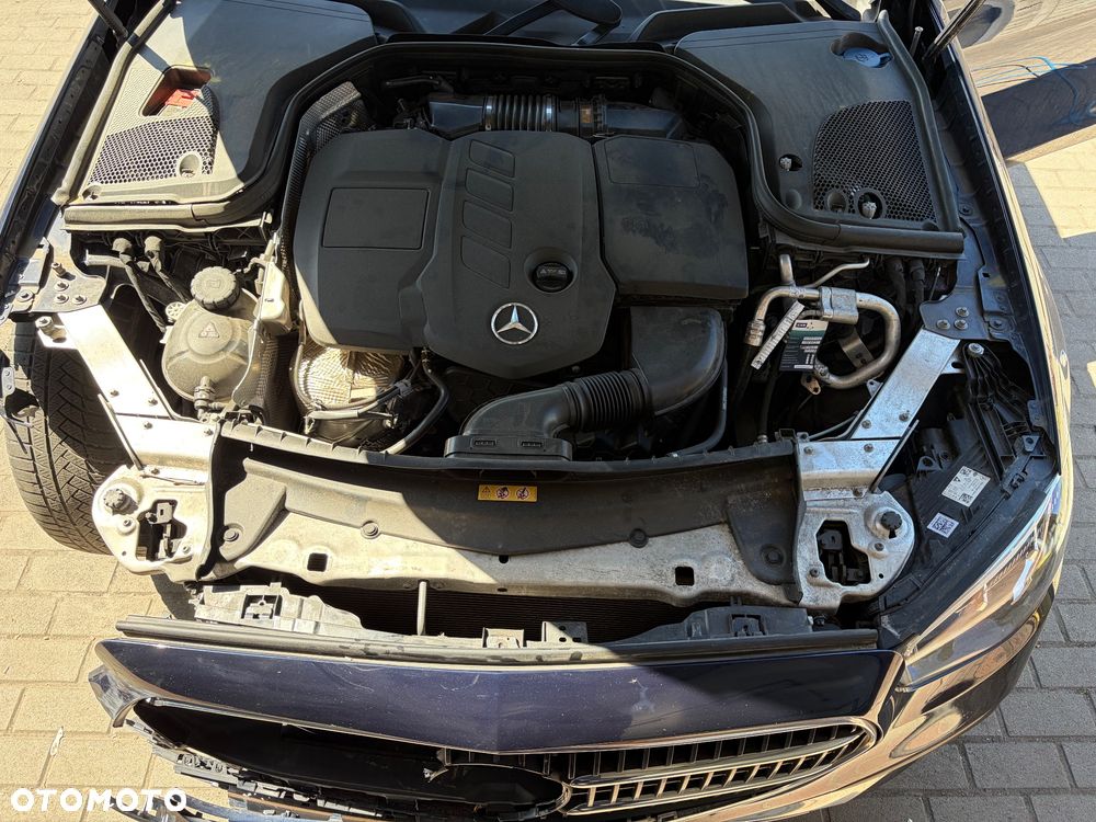 Mercedes-Benz Klasa E 220 d 9G-TRONIC - 26