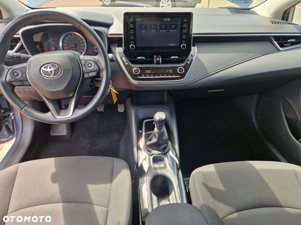 Toyota Corolla 1.5 Comfort - 11