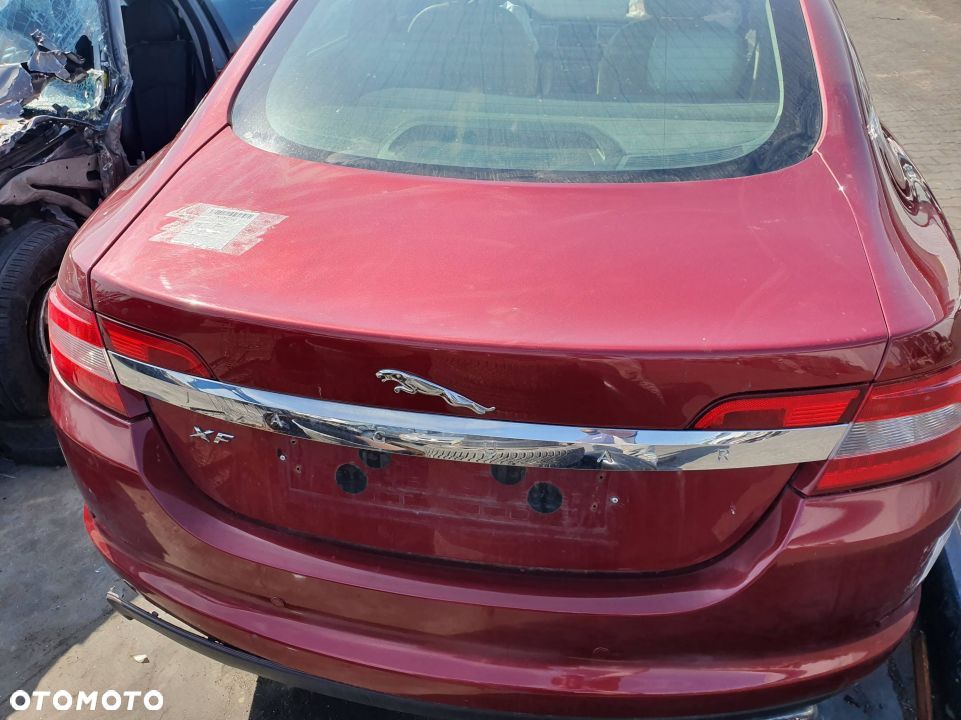 KLAPA JAGUAR XF CHB X250 - 1