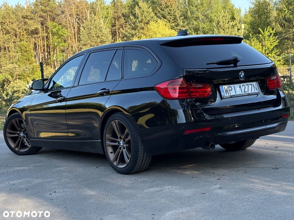 BMW Seria 3 320d Blue Performance Sport Line - 12