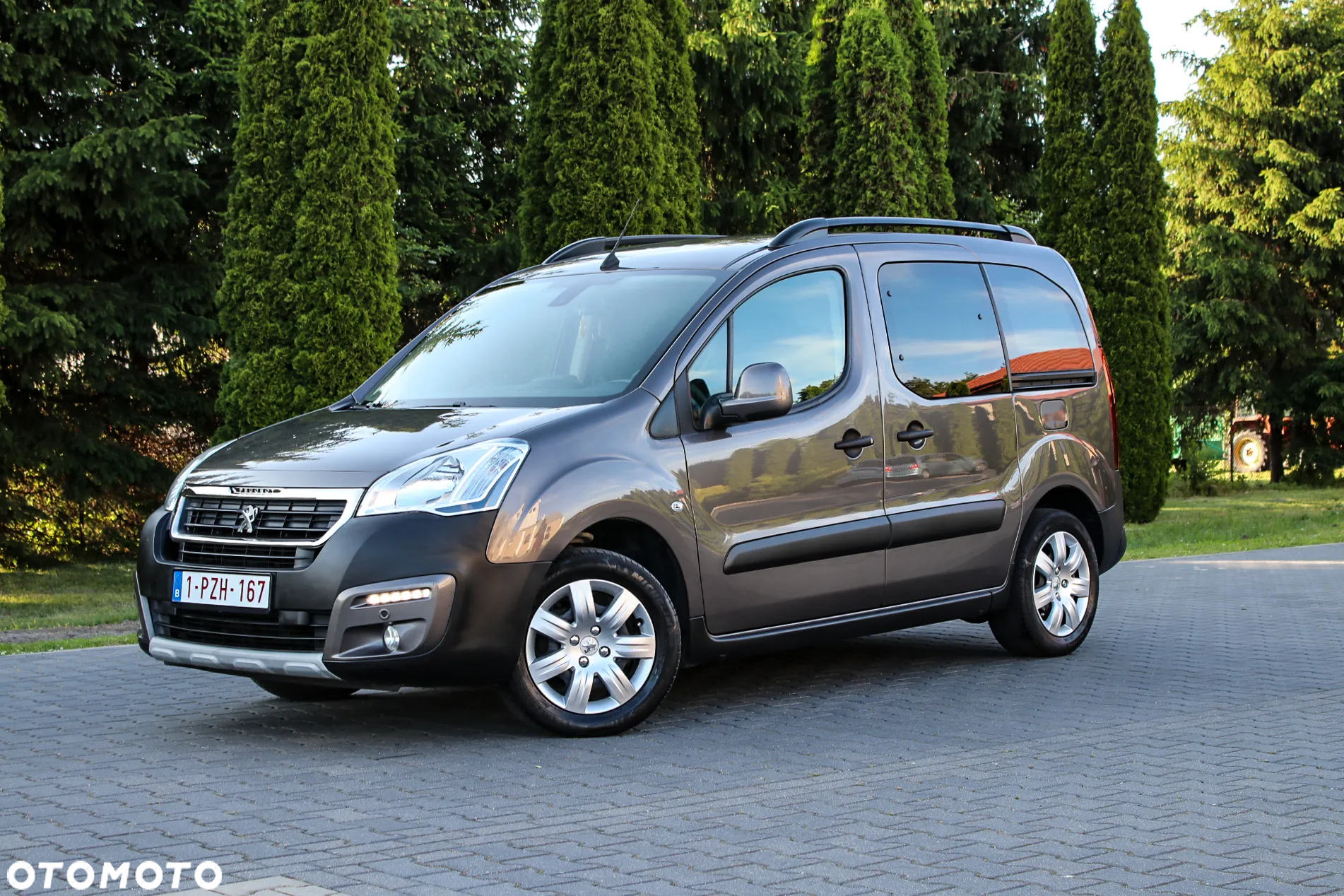 Peugeot Partner Tepee BlueHDi 120 Stop&Start Outdoor - 2