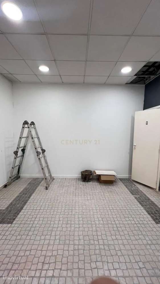Loja para Arrendamento na Rua de Arroios, Lisboa – 210 m² - Grande imagem: 5/7
