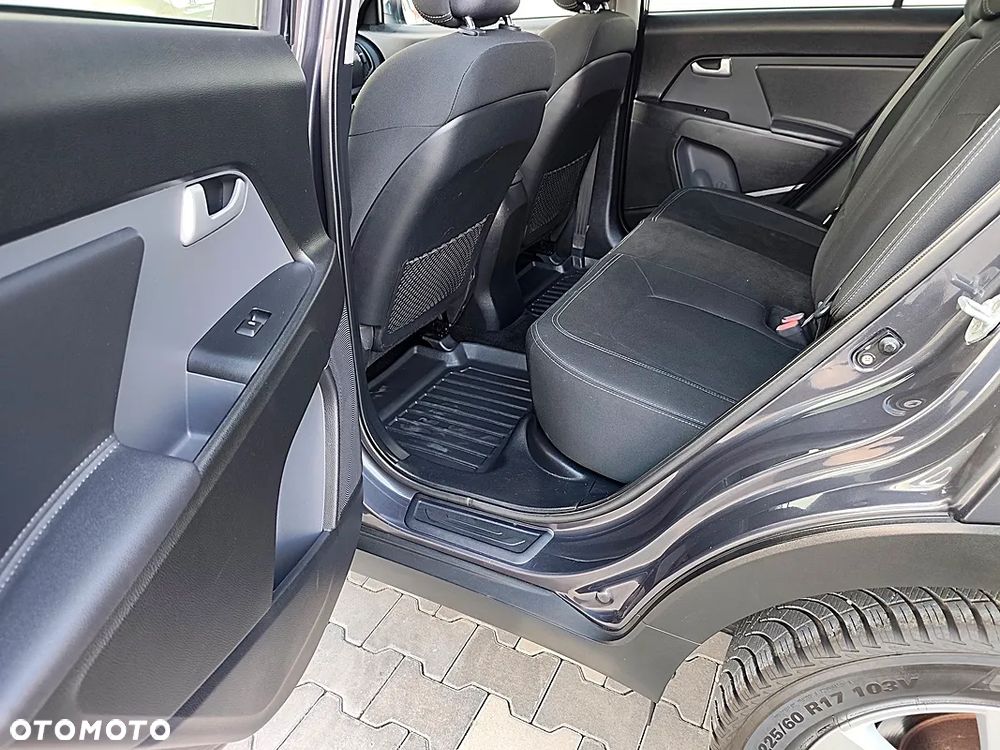 Kia Sportage 2.0 CRDI 4WD Dream-Team Edition - 19