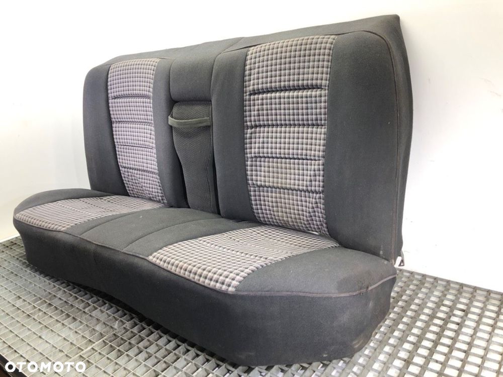 KANAPA DRUGI RZĄD  MERCEDES-BENZ 124 sedan (W124) 1984 - 1993 300 D (124.130) 80 kW [109 KM] olej - 2