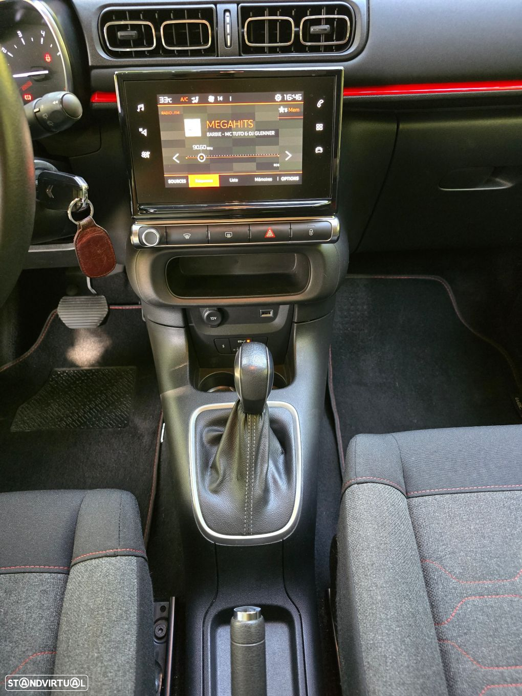 Citroën C3 1.2 PureTech Shine EAT6 - 16
