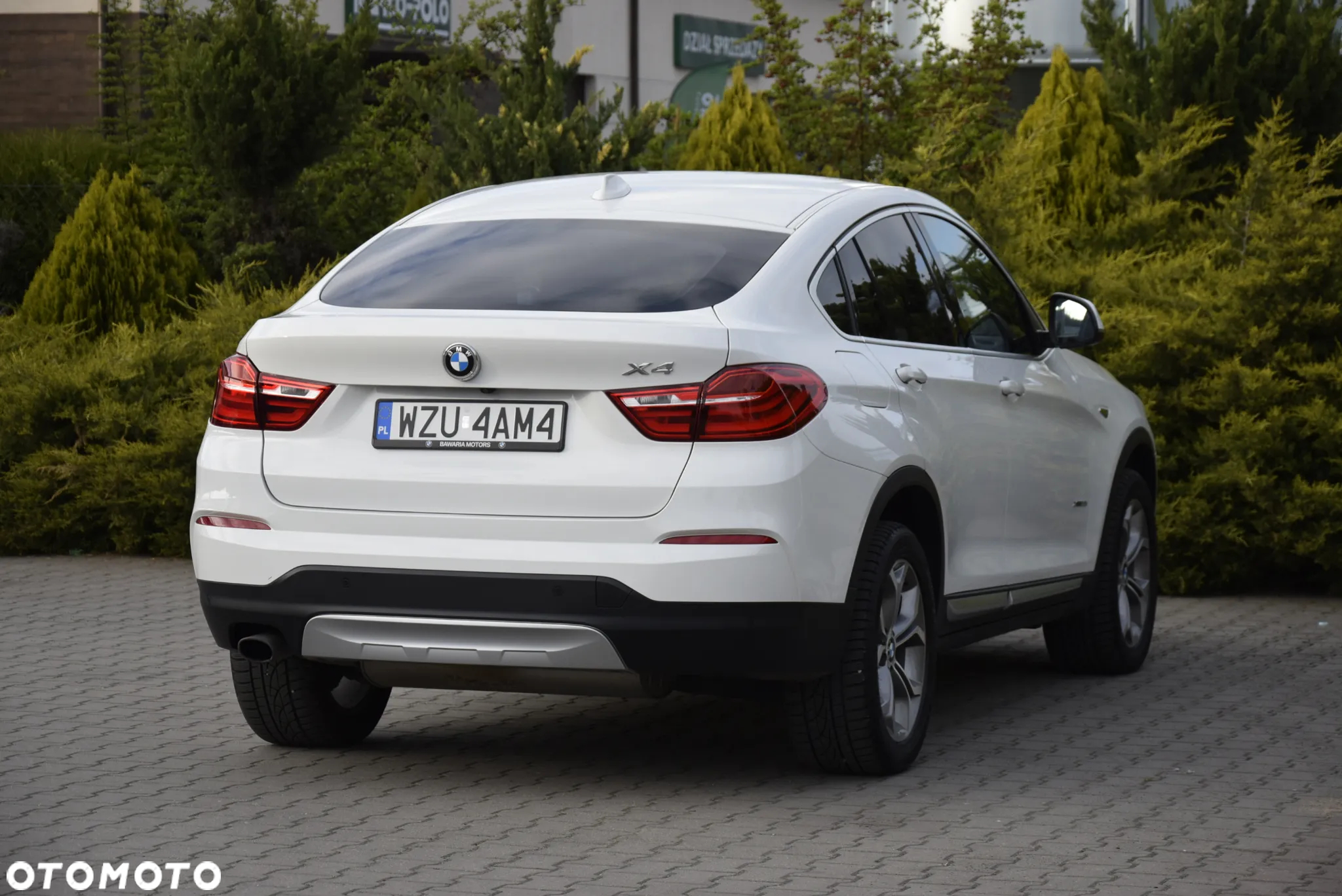 BMW X4 xDrive20i xLine - 25