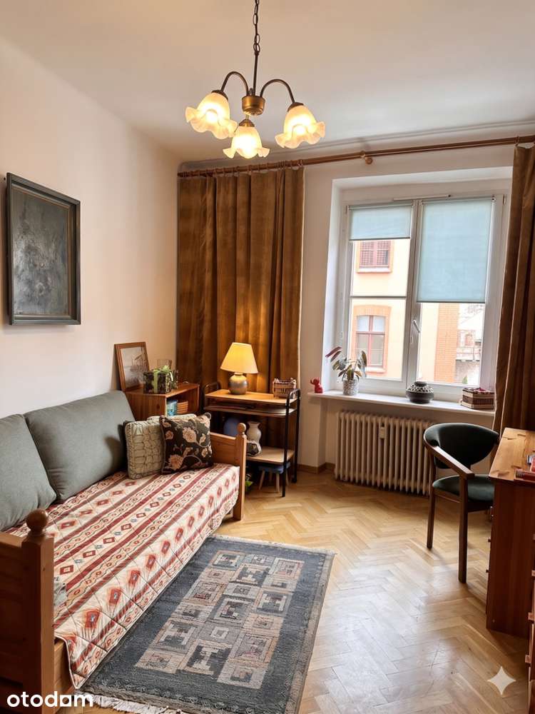 Masztalarska, 3 pokoje, balkon, piwnica