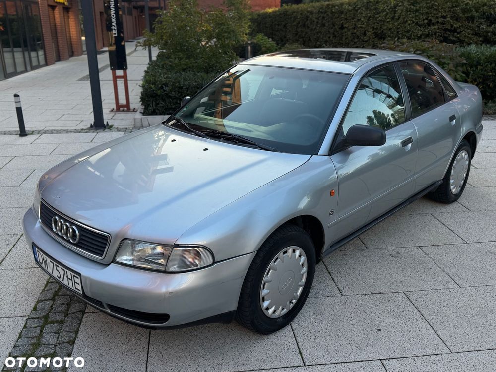 Audi A4 Limousine