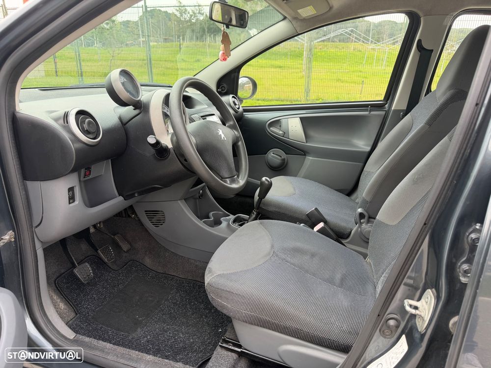 Peugeot 107 1.0 Urban - 8