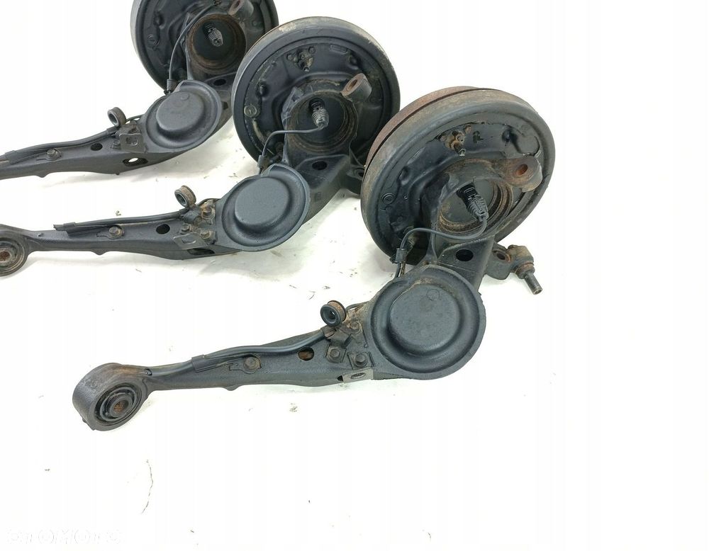 WAHACZ PIASTA PRAWY TYLNY TYŁ TOYOTA RAV4 I 94-00 2WD SUPER STAN - 3