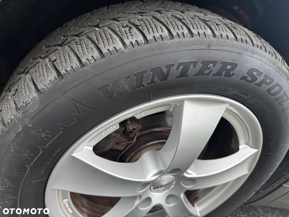 Volkswagen Tiguan - 27