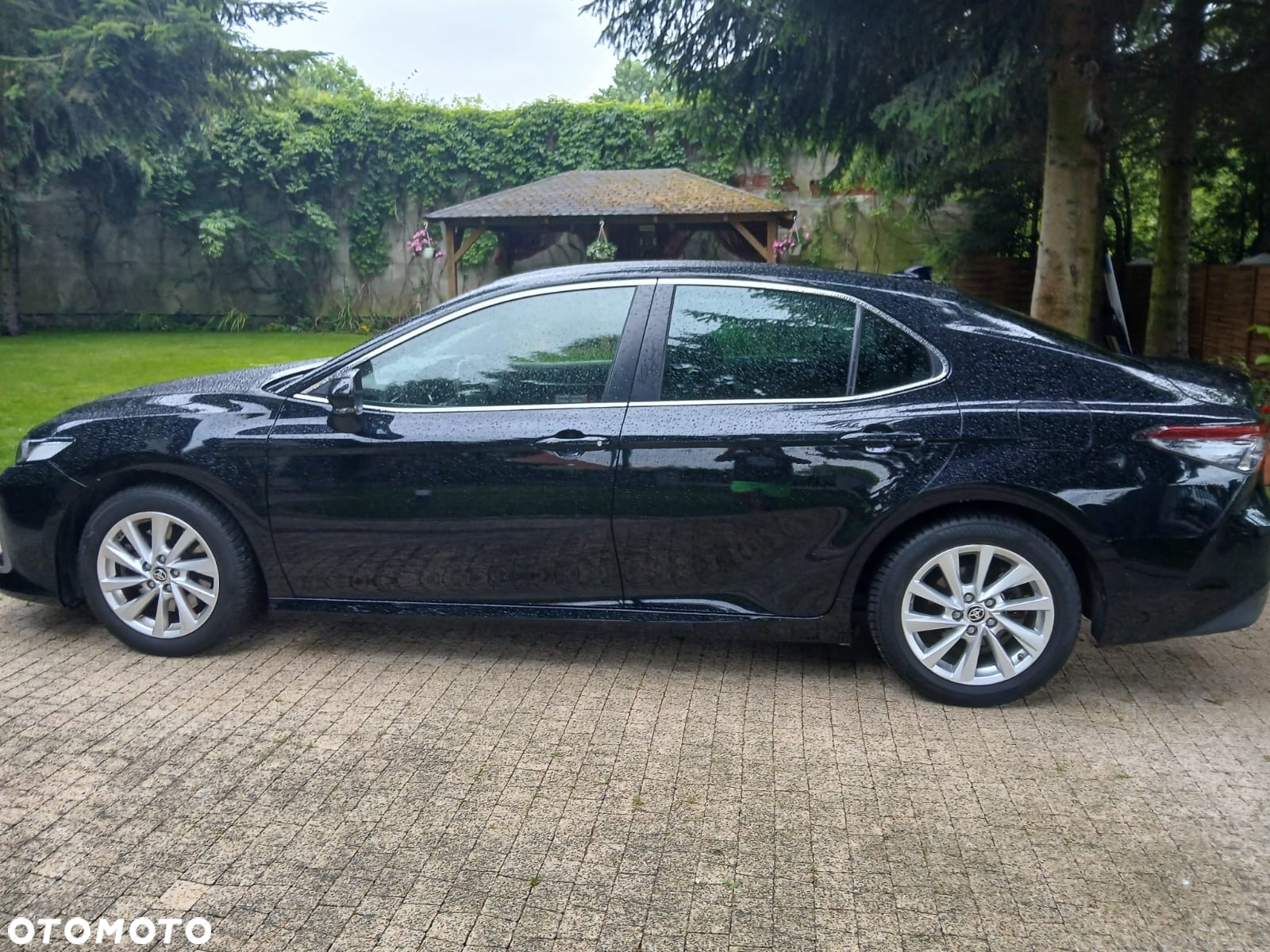 Toyota Camry 2.5 Hybrid Comfort CVT - 3