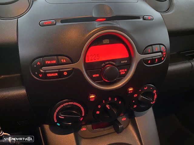 Mazda 2 1.3 MZR 90th Anniversary - 9