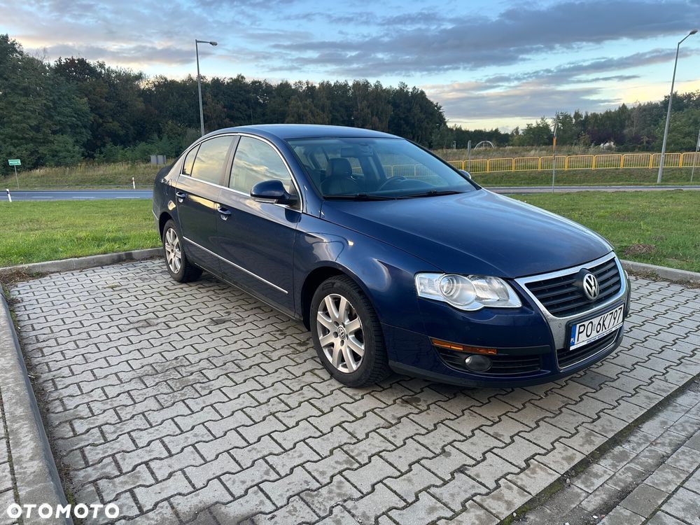 Volkswagen Passat 2009 photo 2