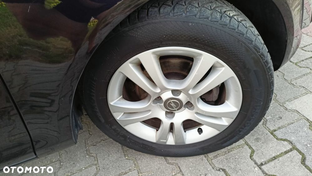 Opel Corsa 1.4 16V Edition - 26