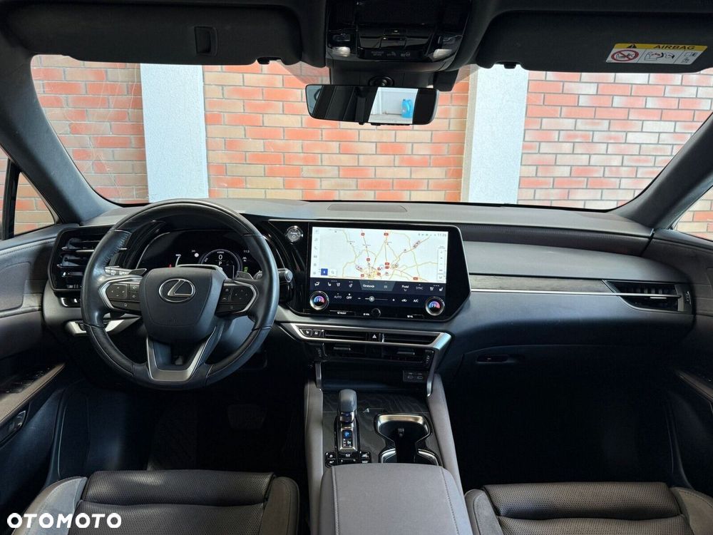 Lexus RX - 16