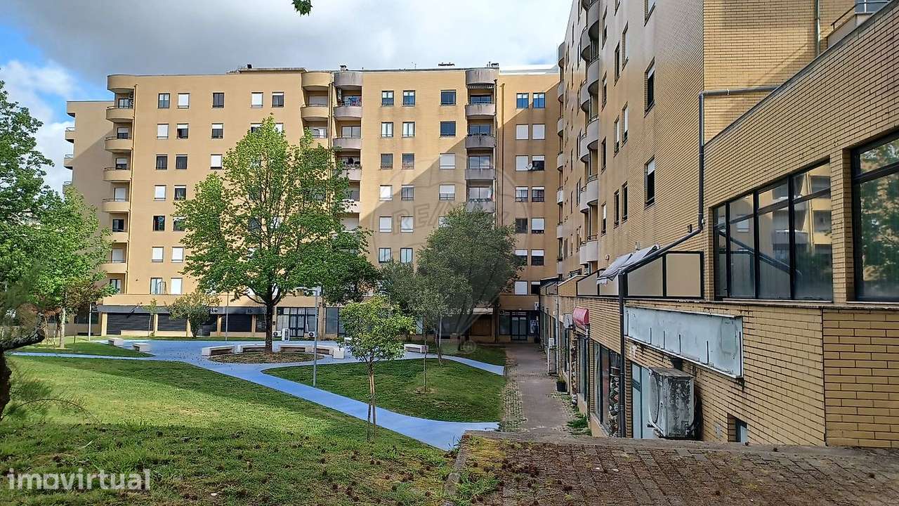 Apartamento T4 para venda - Grande imagem: 4/29