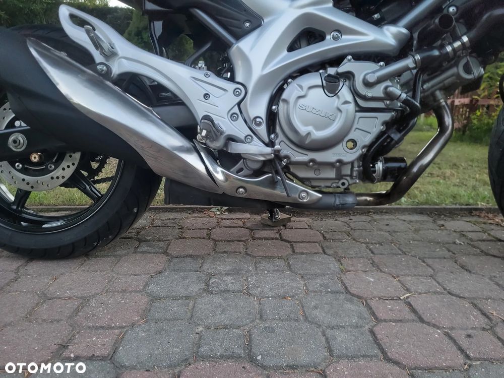 Suzuki Gladius - 9