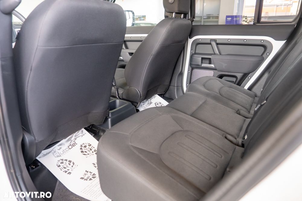 Land Rover Defender 110 3.0D 300 MHEV Hard Top SE - 28