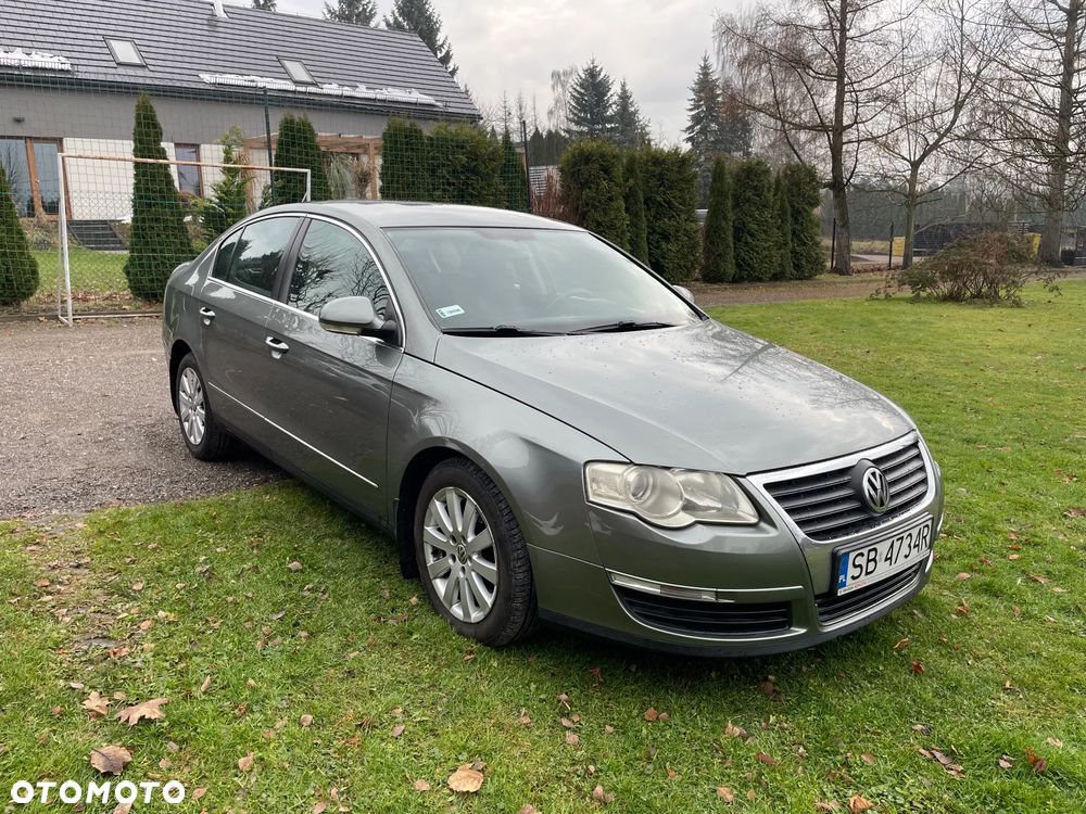 Volkswagen Passat 2.0 TDI Comfortline - 11
