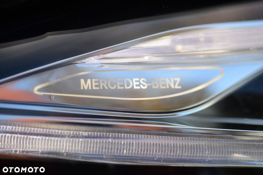 Mercedes-Benz Klasa E 220 d 4-Matic AMG - 26