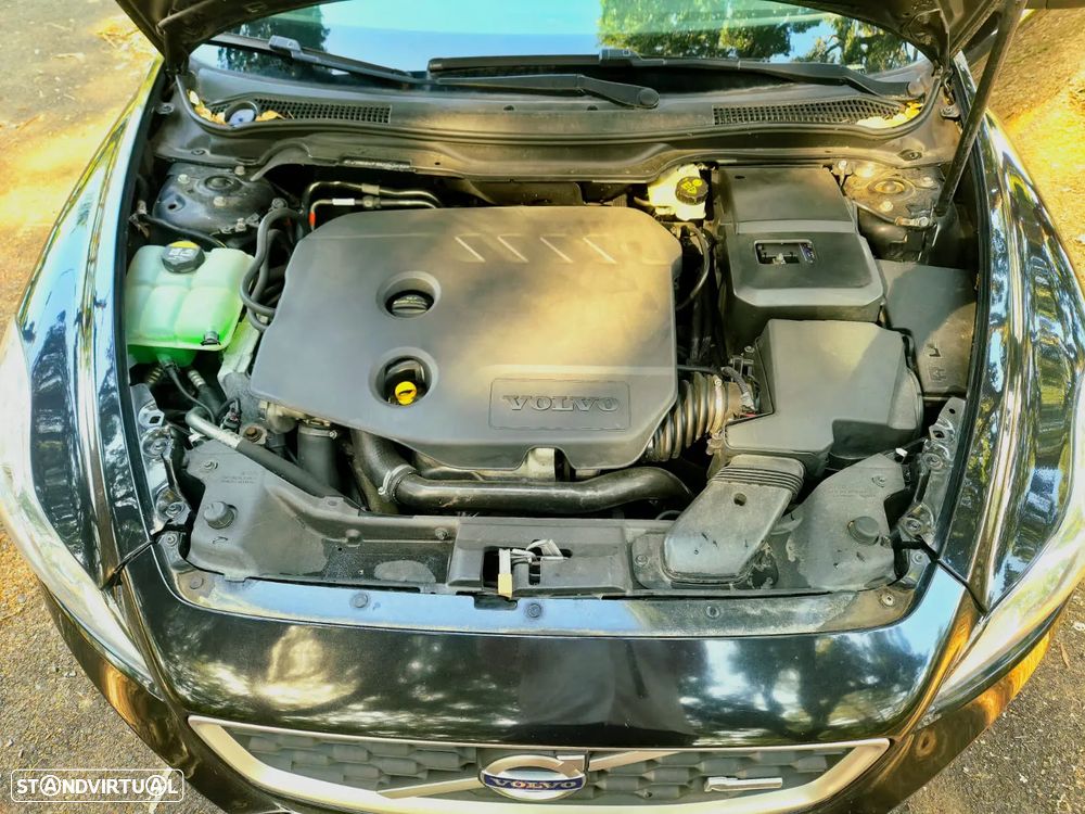 Volvo C30 1.6 D2 R-Design Start/Stop - 6