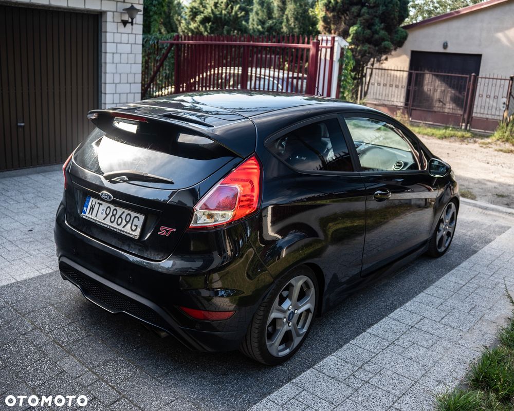Ford Fiesta ST - 8