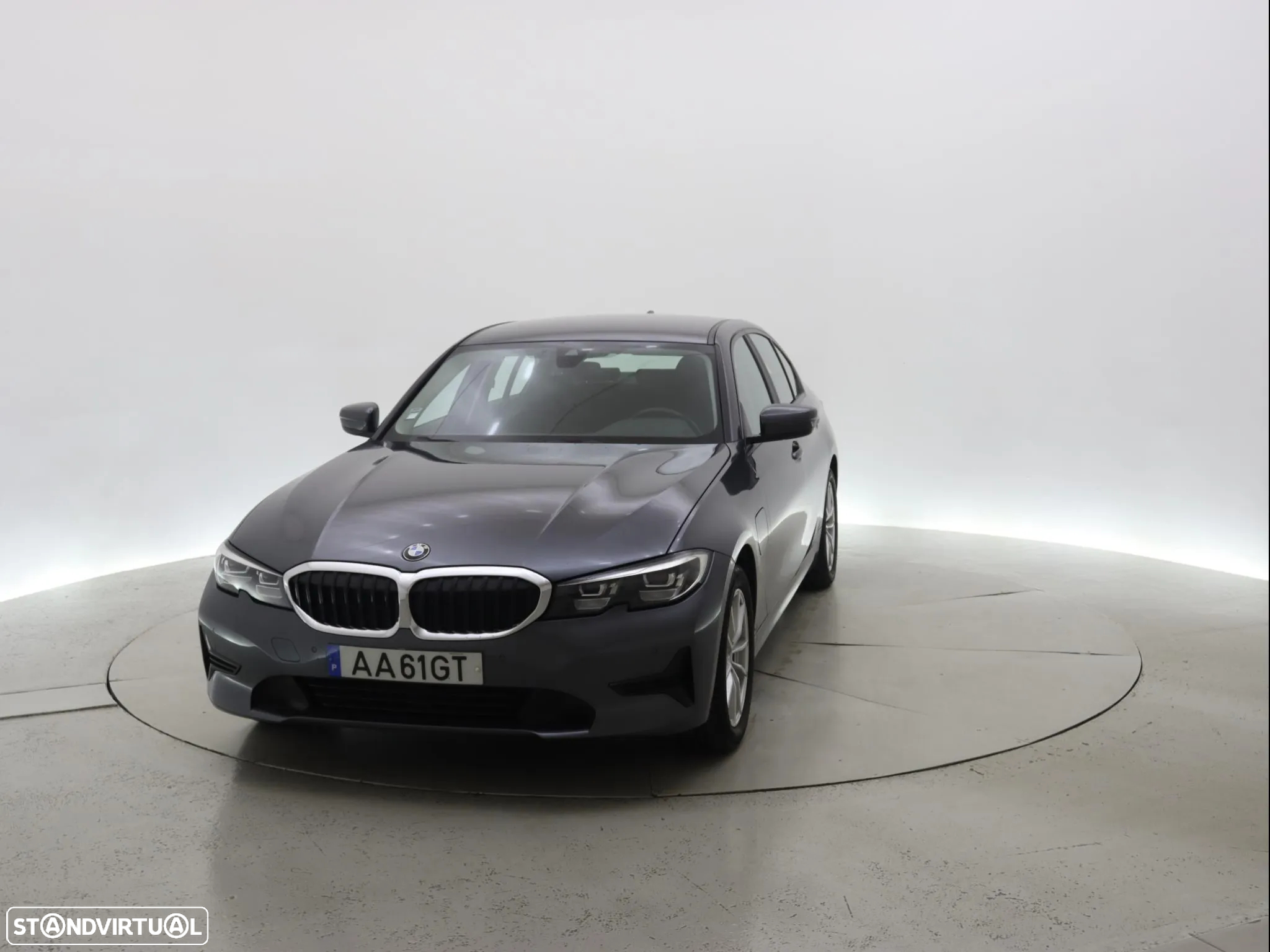 BMW 330 e Auto - 13