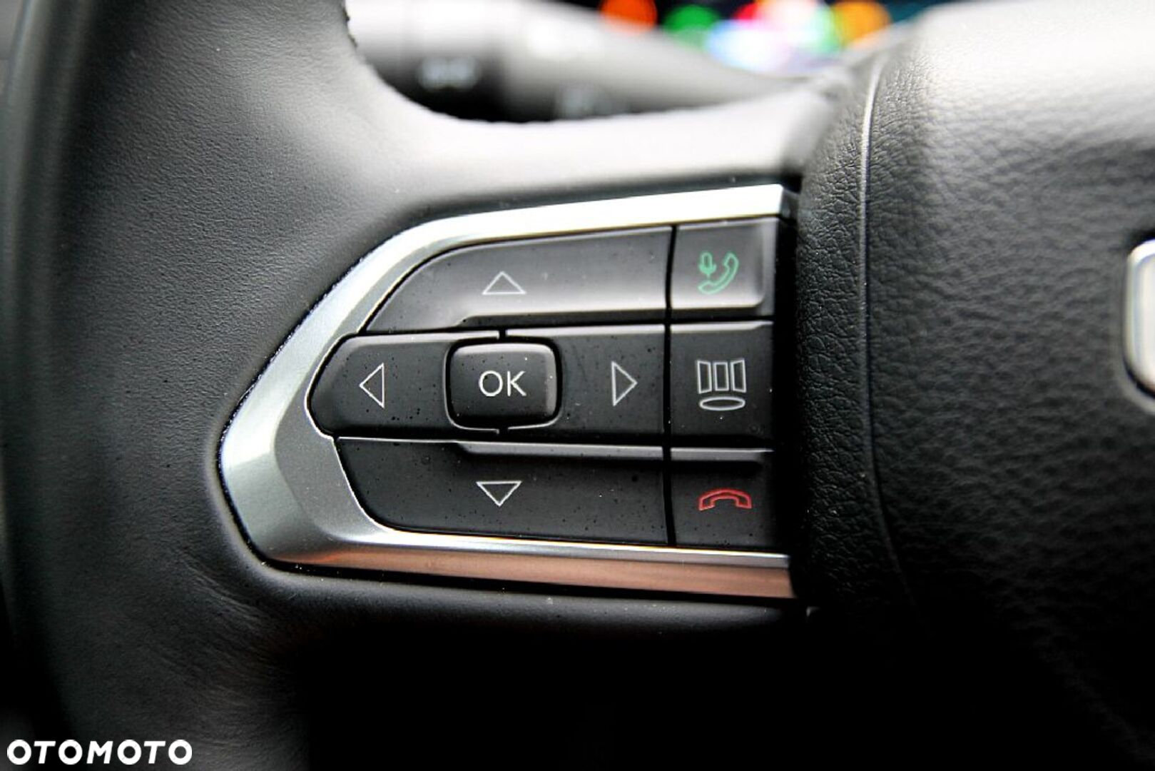 Jeep Compass - 31