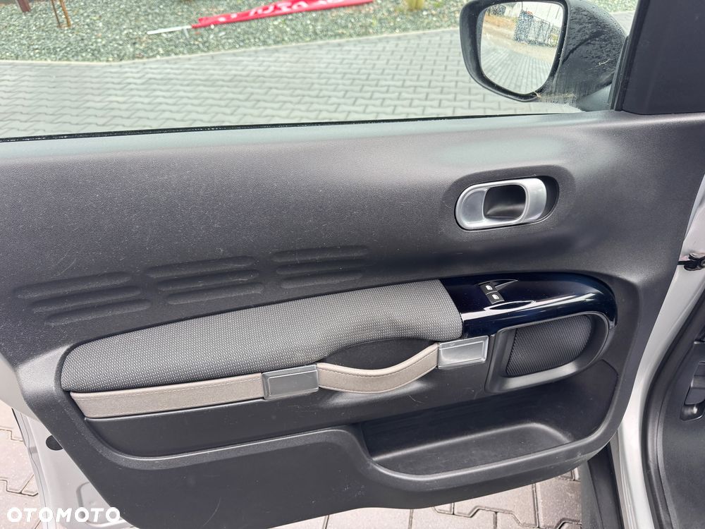 Citroën C4 Cactus 1.2 PureTech Shine Edition - 8