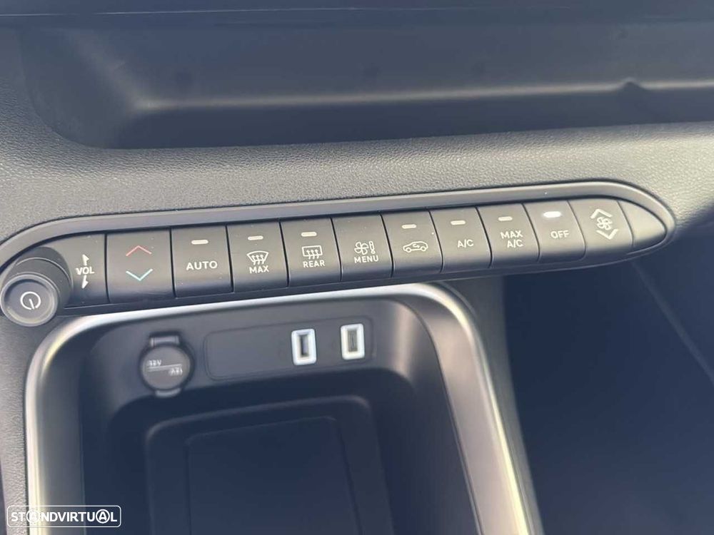 Jeep Avenger 1.2 GSE T3 Altitude - 17