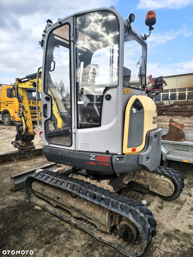 Wacker Neuson EZ28 - 8