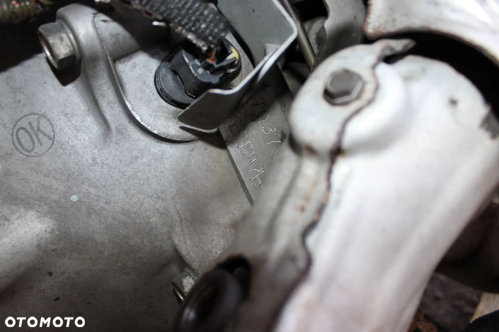 SILNIK 3.7 V6 VQ37VHR + SKRZYNIA AUTOMAT 3RX0D / INFINITI G37X 2009 - 6