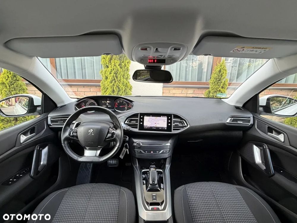 Peugeot 308 1.5 BlueHDi Allure Pack S&S EAT8 - 19