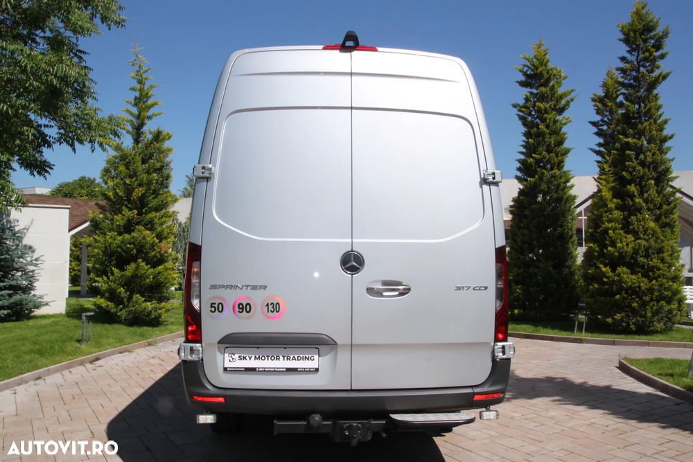Mercedes-Benz Sprinter 317 CDI 170CP L3H2 RWD 9AT+ - 35