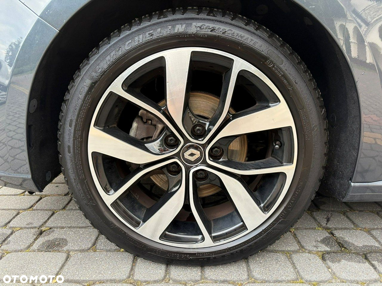 Renault Megane Grandtour ENERGY TCe 140 EDC BOSE EDITION - 31