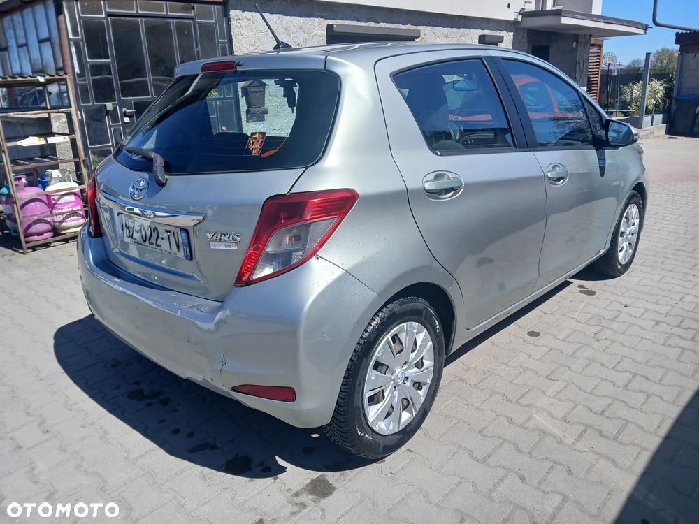 Toyota Yaris 1.33 VVT-i Edition - 3