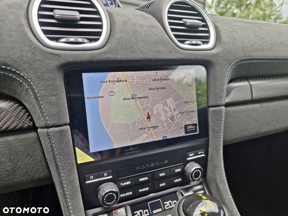 Porsche 718 Cayman - 13