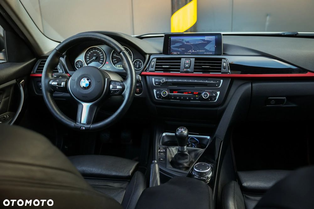 BMW Seria 3 320d Efficient Dynamics Edition Sport Line - 25