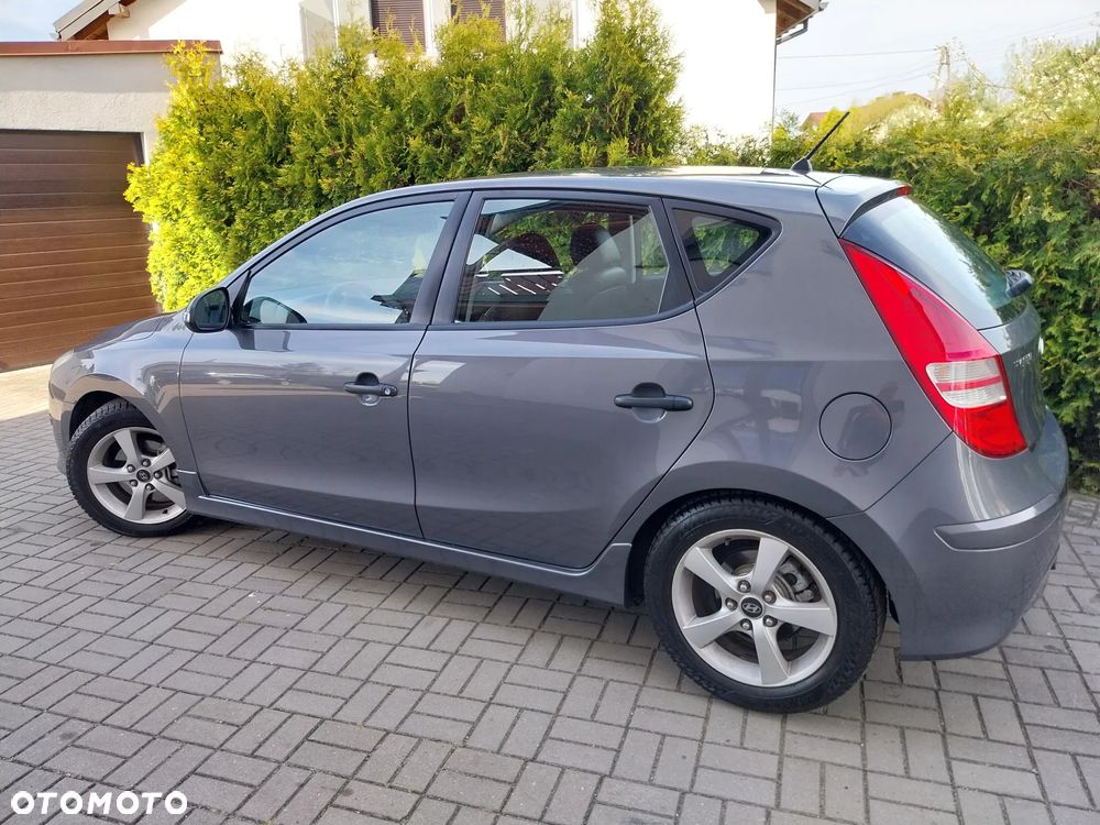 Hyundai i30 1.4 Edition Plus - 28