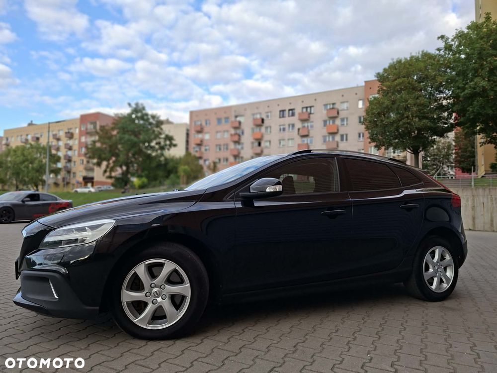 Volvo V40 Cross Country - 14
