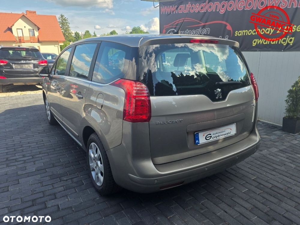 Peugeot 5008 2010 photo 5