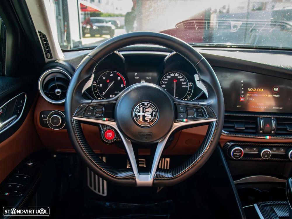 Alfa Romeo Giulia 2.2 D Super AT8 - 23