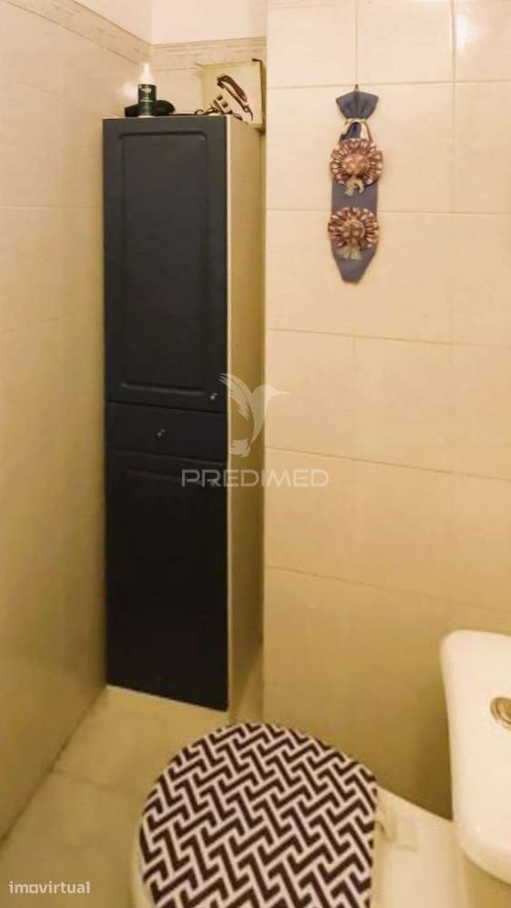 Olhão - Apartamento T3 RCH em zona central c/grande QUINTAL - Grande imagem: 2/14