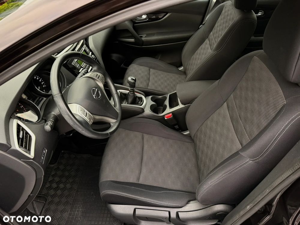 Nissan Qashqai - 11