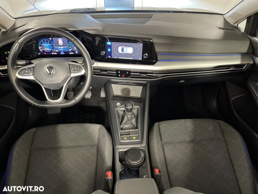 Volkswagen Golf - 13