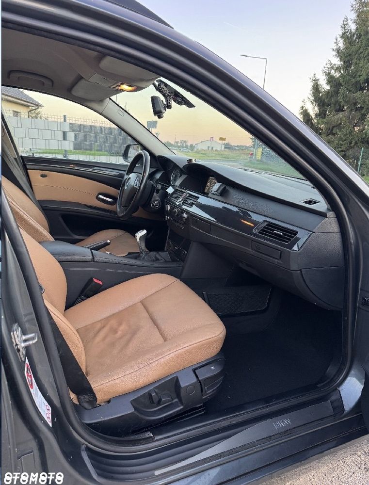 BMW Seria 5 - 24