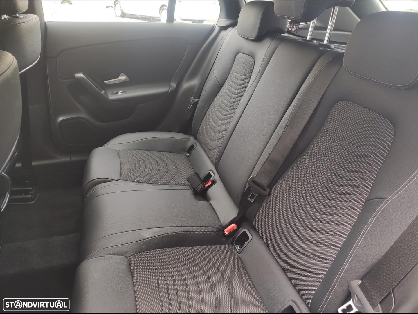 Mercedes-Benz CLA 180 d Shooting Brake Progressive Aut. - 12